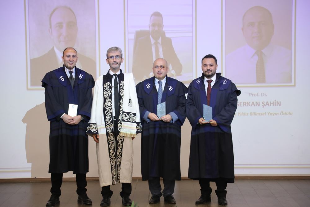 Finans ve Bankacılık Bölümü Öğretim Üyelerine Akademik Taltif Ödülü