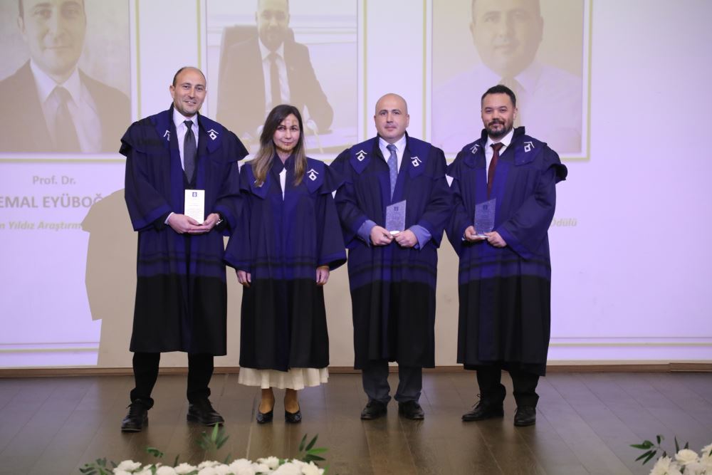 Finans ve Bankacılık Bölümü Öğretim Üyeleri Akademik Başarı Ödülleri